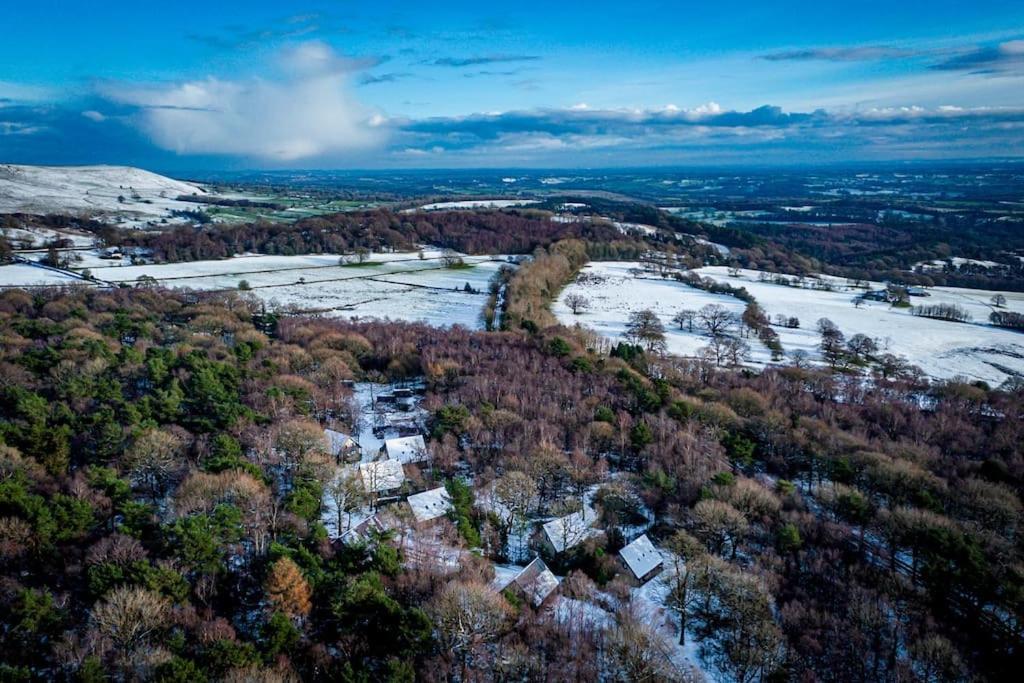 Padley; Woodland Lodge With Hot Tub For 2-4 In The Staffordshire Moorlands Oakamoor Dış mekan fotoğraf