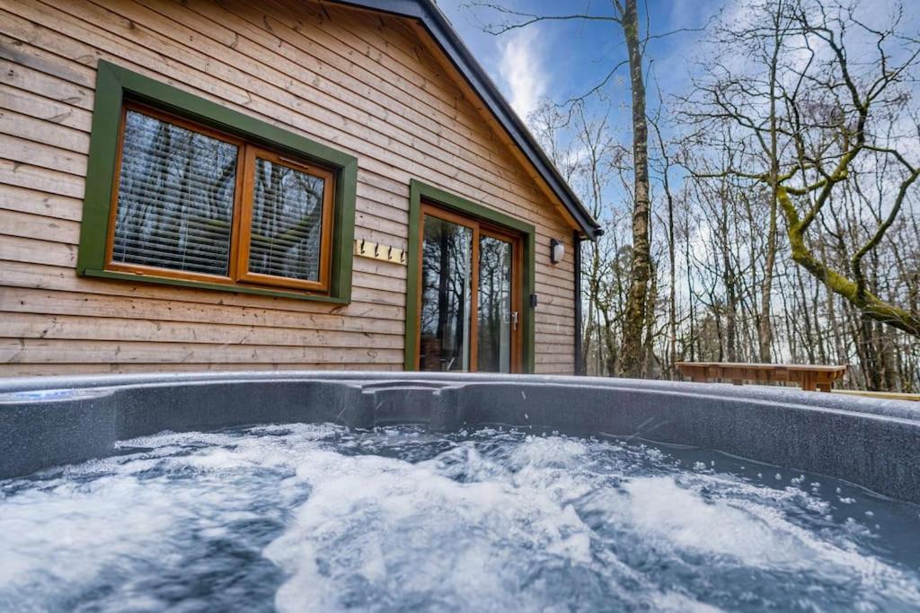 Padley; Woodland Lodge With Hot Tub For 2-4 In The Staffordshire Moorlands Oakamoor Dış mekan fotoğraf