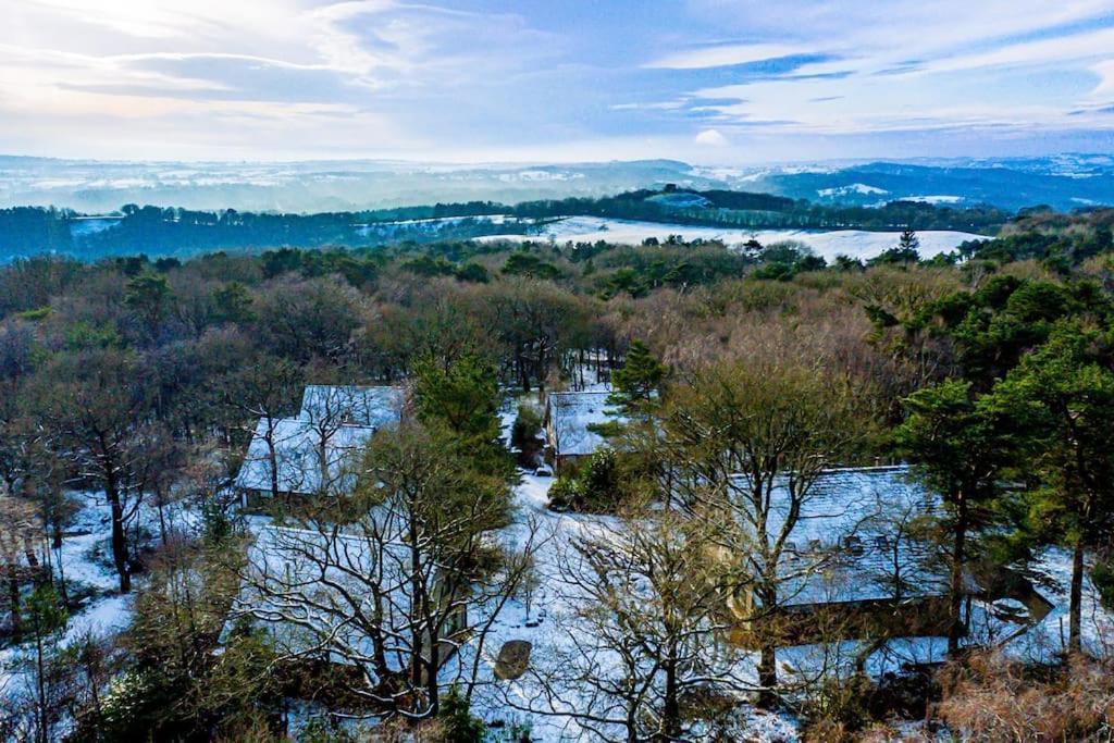 Padley; Woodland Lodge With Hot Tub For 2-4 In The Staffordshire Moorlands Oakamoor Dış mekan fotoğraf